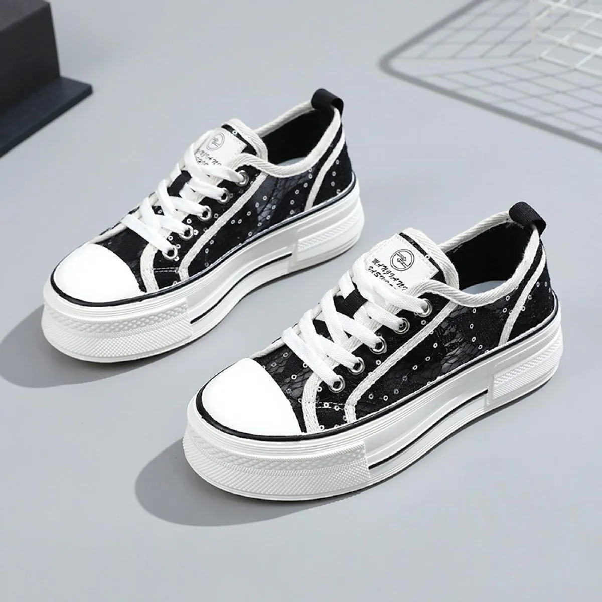 Scarpe da donna Scarpe con plateau da donna Sneakers alla moda Scarpe da skateboard Donna Scarpe classiche stringate Sneakers Mo